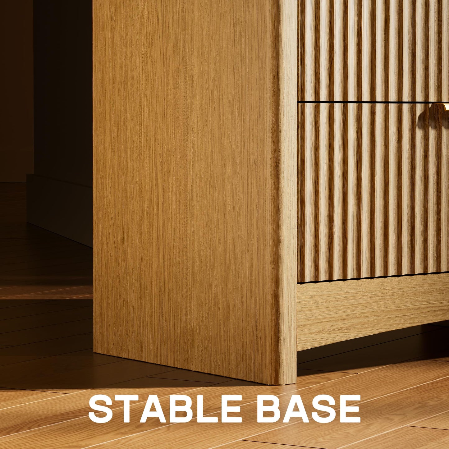 Marsail 8 Drawer Wooden Dresser with Smooth-Glide Drawers, Modern Storage Solution for Bedrooms, Living Rooms, and Hallways, Featuring Large Capacity and an Elegant Natural Wood Finish, Natural Oak